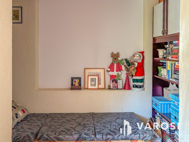 Egyedi stílusú 4 szobás családi ház