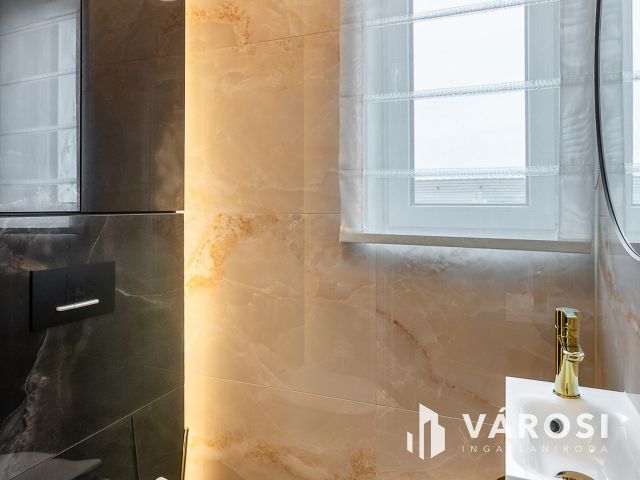 Nagyon Nagyon Cool, Penthouse Lakás Debrecenben!!!