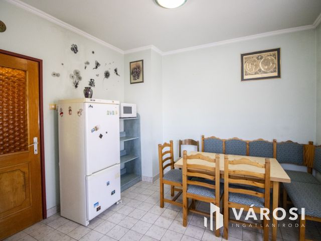 330 nm-es óriásház Orosházán